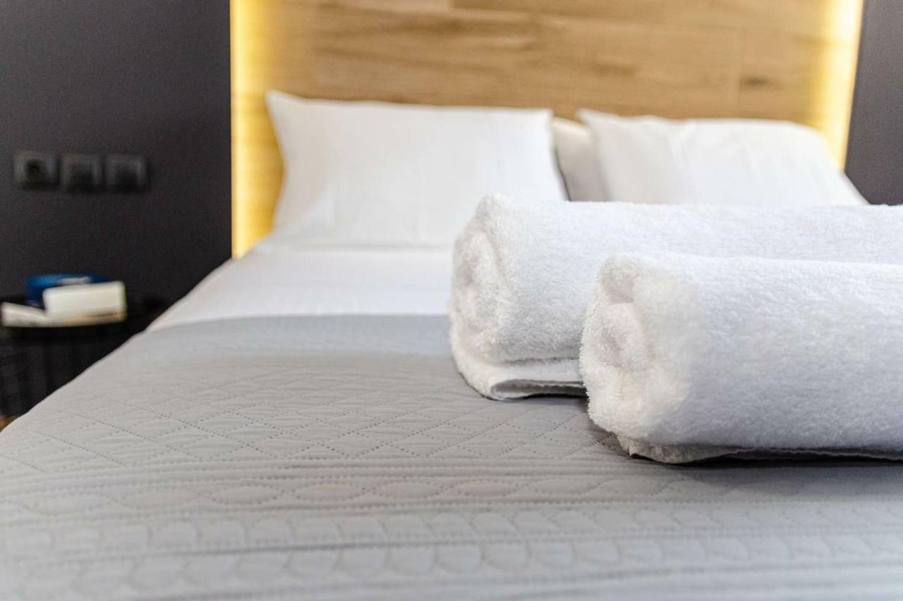 Mos Luxury City Suites - The Loft Chania  Zewnętrze zdjęcie